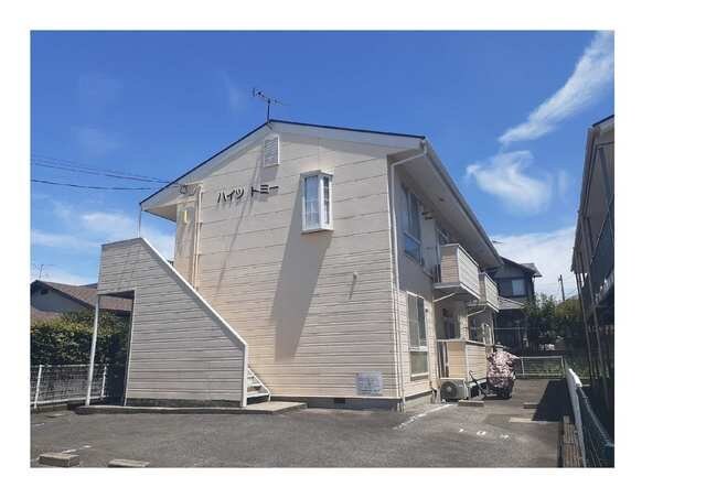 ハイツトミーの物件外観写真