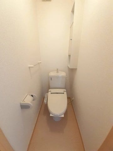 エレガンシア・ブローテⅡの物件内観写真