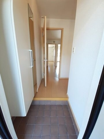 エレガンシア・ブローテⅡの物件内観写真