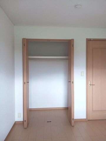 フォンモンターニュⅡＣの物件内観写真