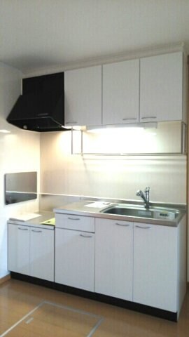 アベンシス７の物件内観写真