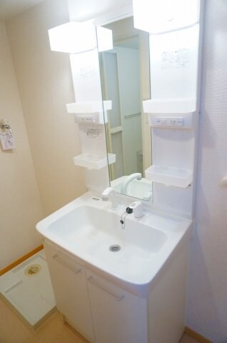 トルヴェ　ラ　フェーヴⅠの物件内観写真