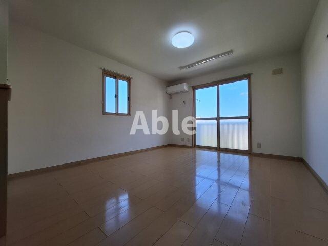 パラディー森塚の物件内観写真