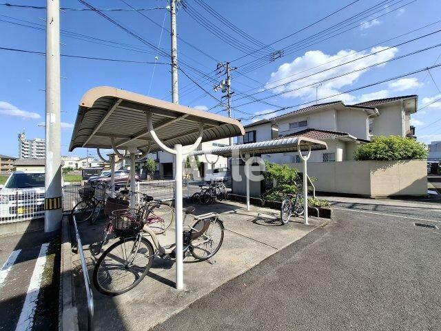 パラディー森塚の物件内観写真