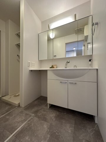 クオーレ・アロッジオ　勅使の物件内観写真