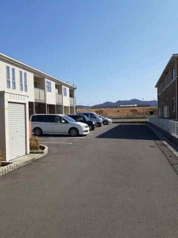 エナジーの物件外観写真