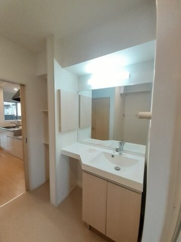 ポート　レーゼ木太Ｂの物件内観写真