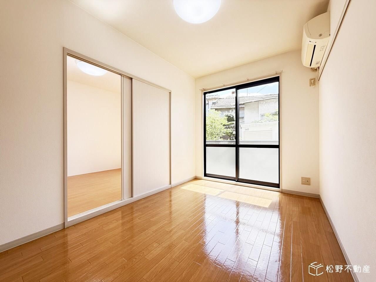 ロイヤルガーデン紙町の物件内観写真