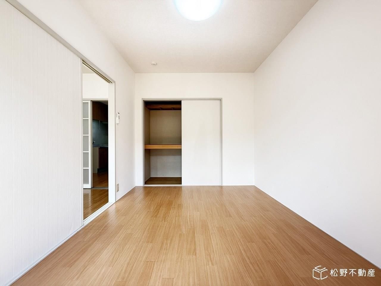 ロイヤルガーデン紙町の物件内観写真