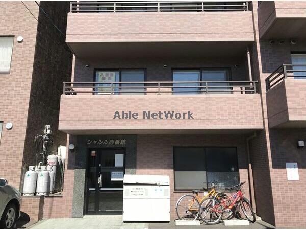 シャルル壱番館の物件外観写真