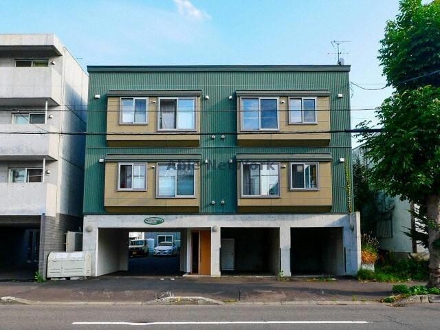 レアル・コンシェルトの物件外観写真