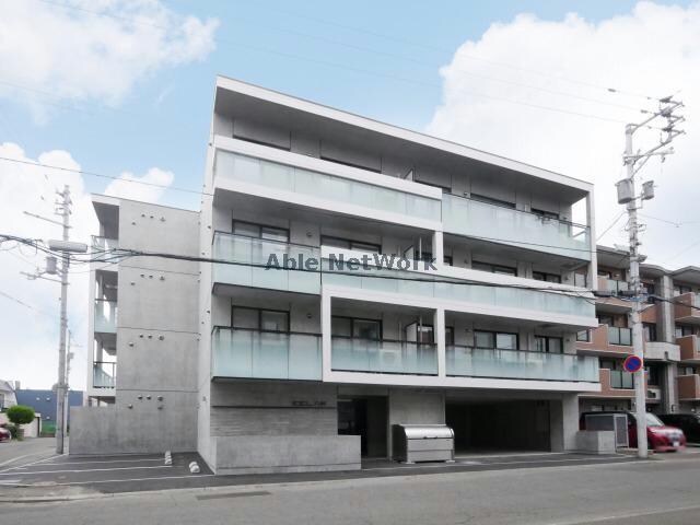 EEL八軒　イール八軒の物件外観写真