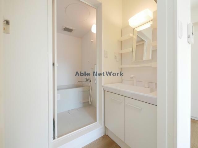 クリスタルファイブの物件内観写真