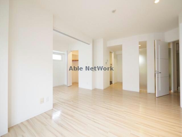 コローレ知事公館前の物件内観写真