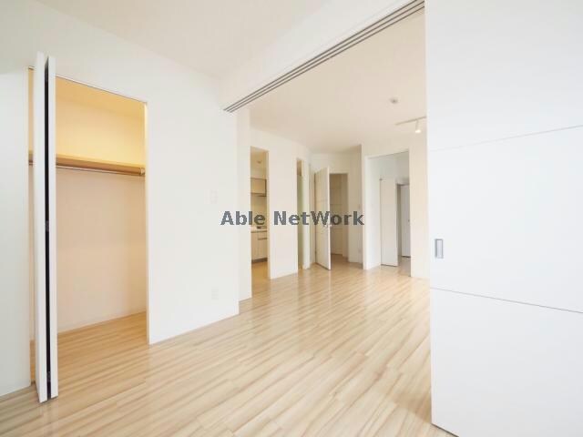 コローレ知事公館前の物件内観写真