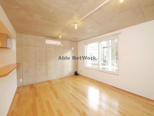 Y　Flatの物件内観写真