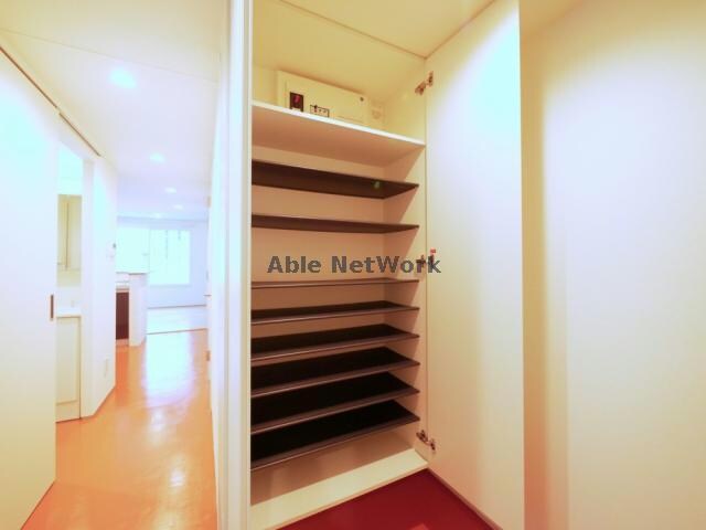 Y　Flatの物件内観写真