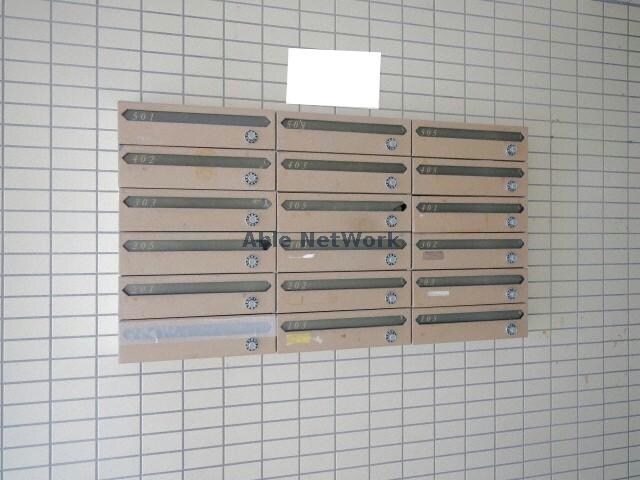 晃和レジデンスの物件外観写真