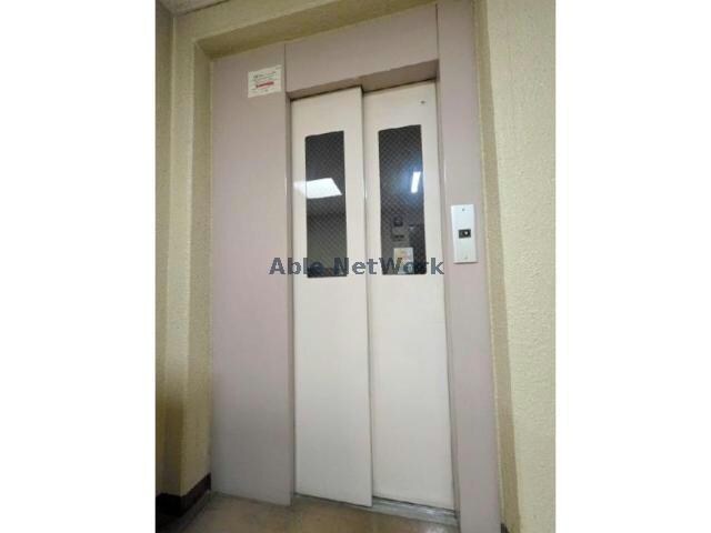 晃和レジデンスの物件外観写真