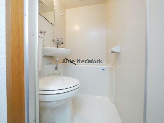 サンスイートヴィラの物件内観写真