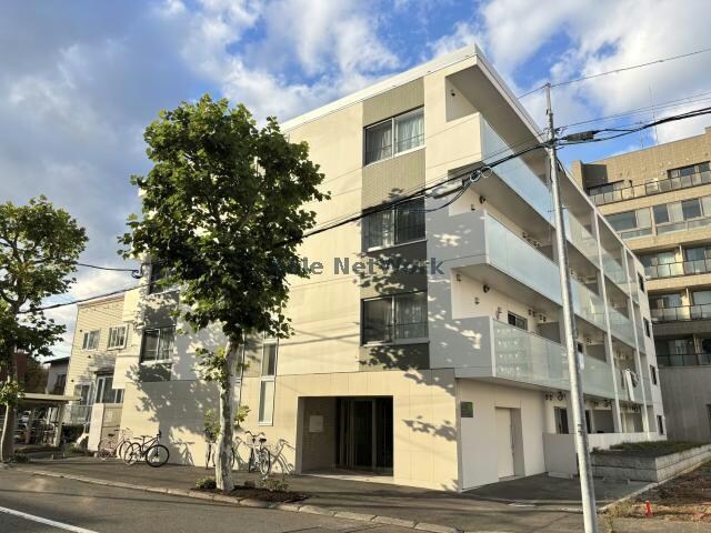 Saqras　サクラスの物件外観写真