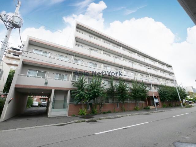 マリオン桑園の物件外観写真