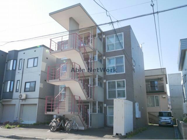 ウイング北14条の物件外観写真