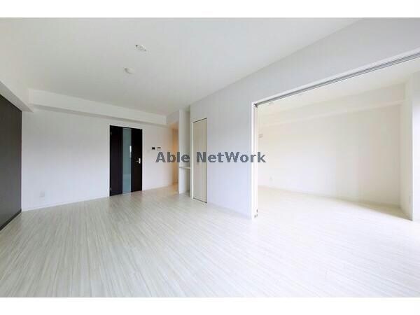 ラディア近代美術館前の物件内観写真