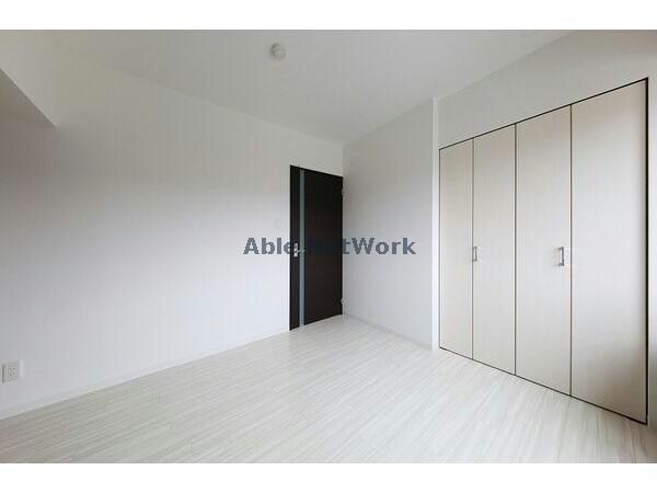 ラディア近代美術館前の物件内観写真