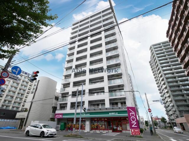 ルラシオン北9条通の物件外観写真