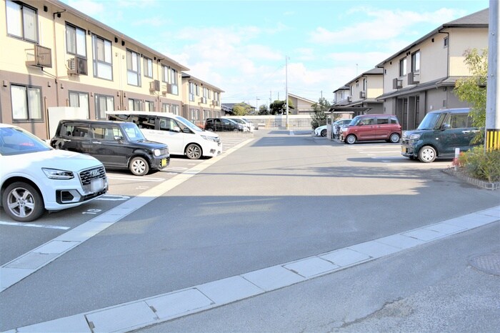 Ｋａｄｏｙａｋａｎ　Ｅ棟の物件外観写真