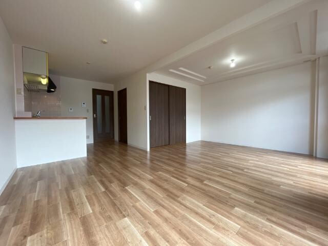 ロイヤルコーポ・サノの物件内観写真