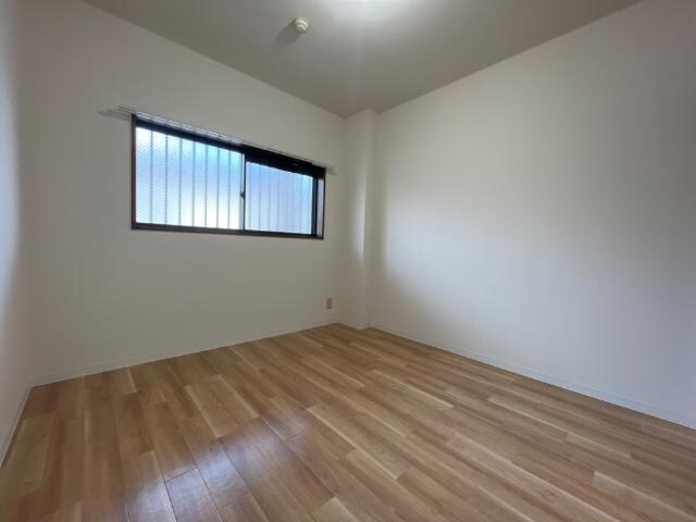 ロイヤルコーポ・サノの物件内観写真