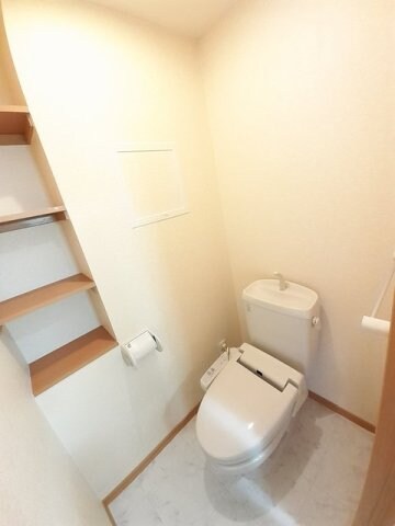 シャン・ド・フルールの物件内観写真