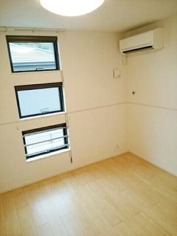 ヴィラ・ジュラク　Ｂの物件内観写真