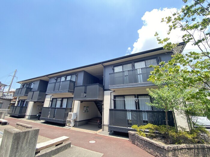 ボンヌシャンスISIDA　Ｂ棟の物件外観写真