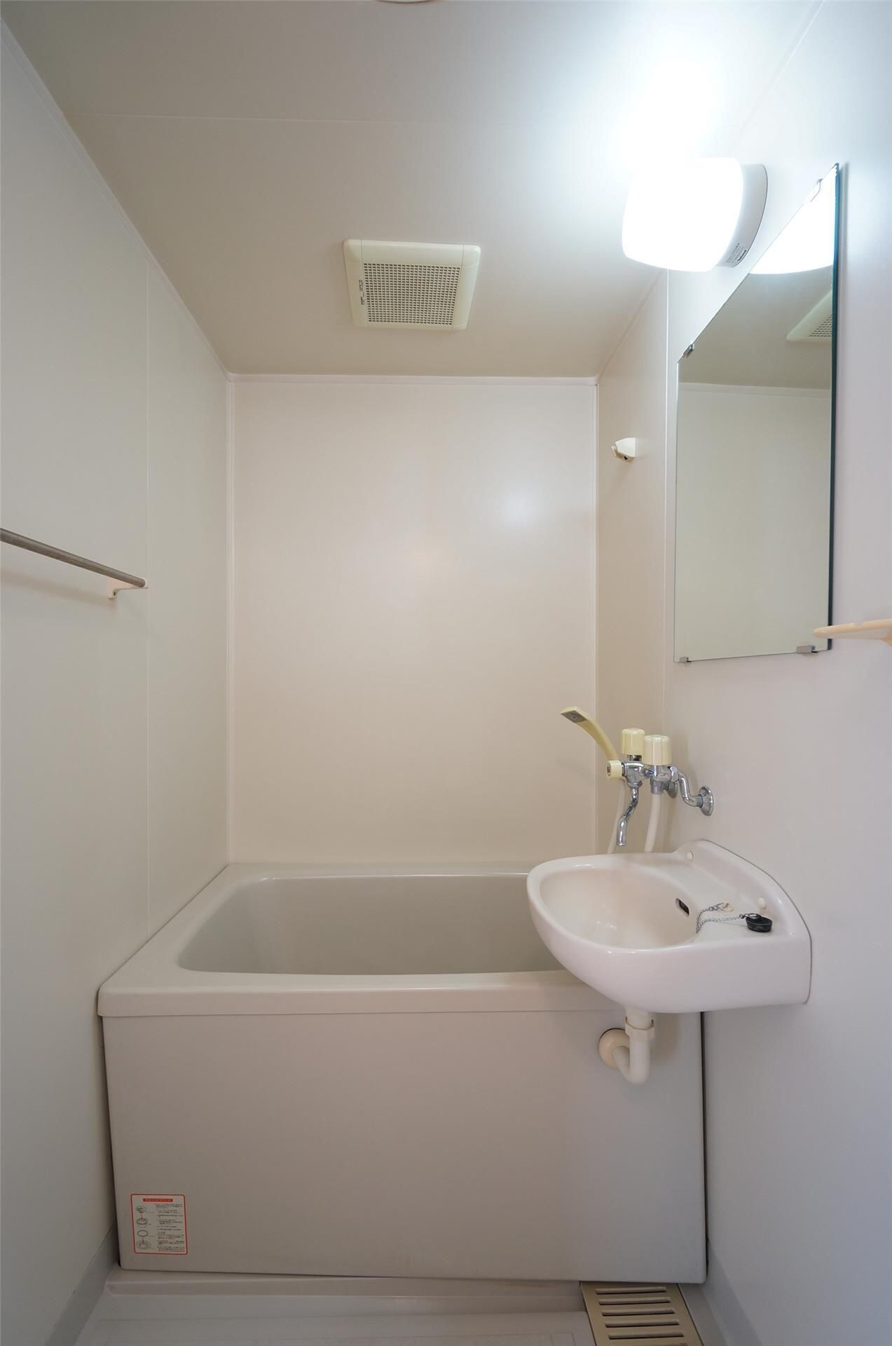 エミリービルの物件内観写真