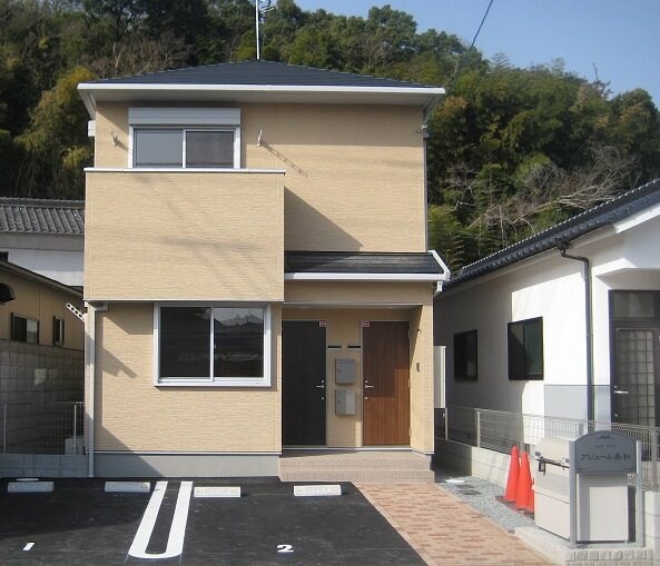 アジュール美和の物件外観写真