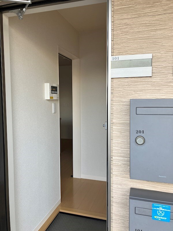 アジュール美和の物件内観写真