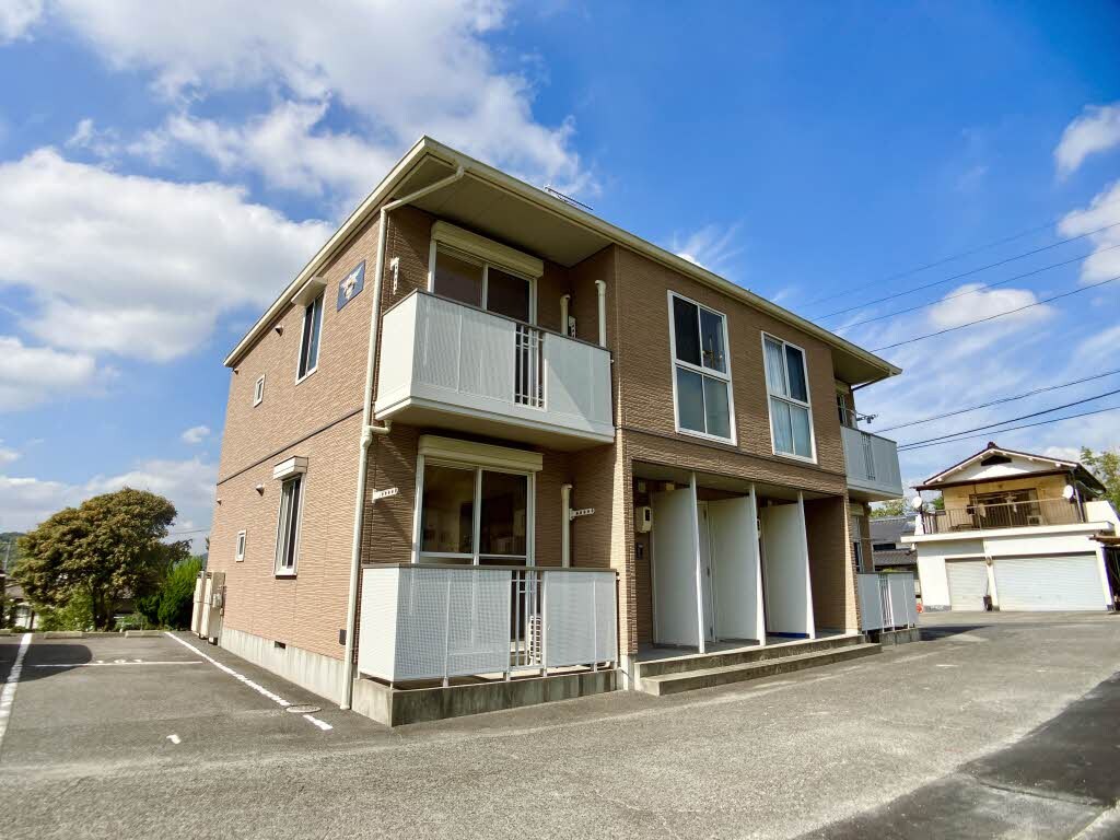 岡山県浅口市鴨方町六条院西の物件外観写真