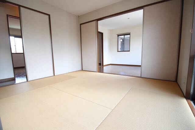 ペルレ　Ｃ棟の物件内観写真