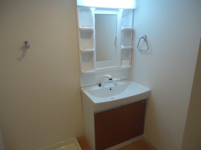 ウィスターリアの物件内観写真