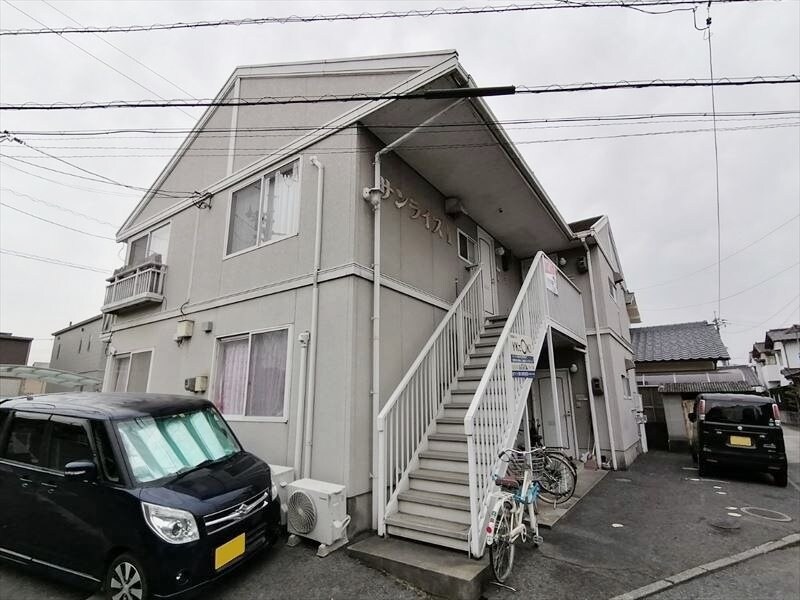 サンライズ上成の物件外観写真