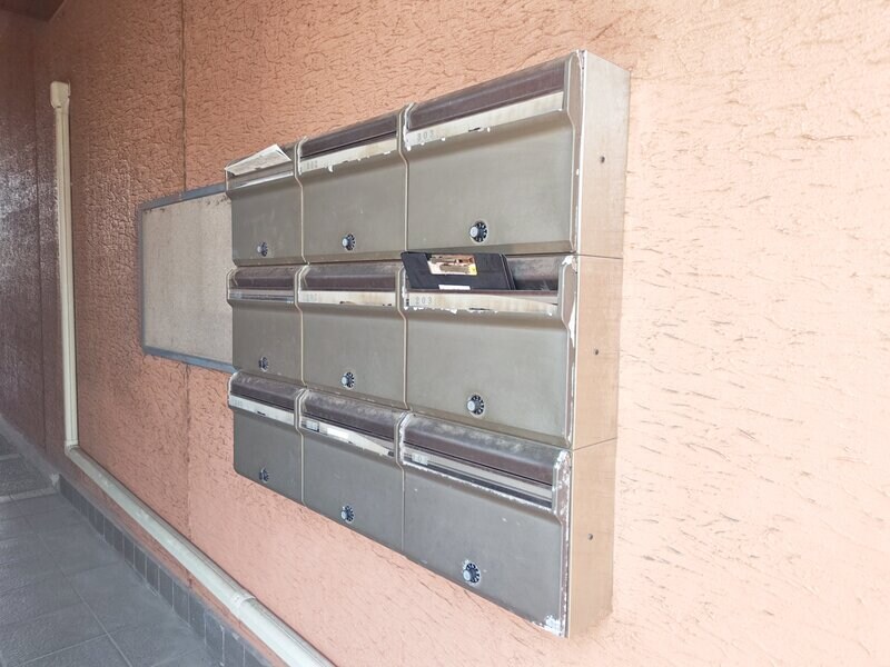 オノ・フラッツの物件内観写真