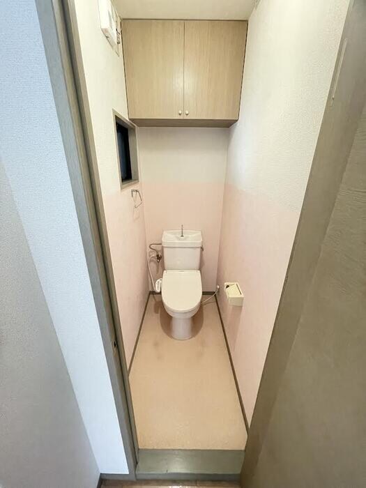 ロイヤルパレス新倉　B棟の物件内観写真