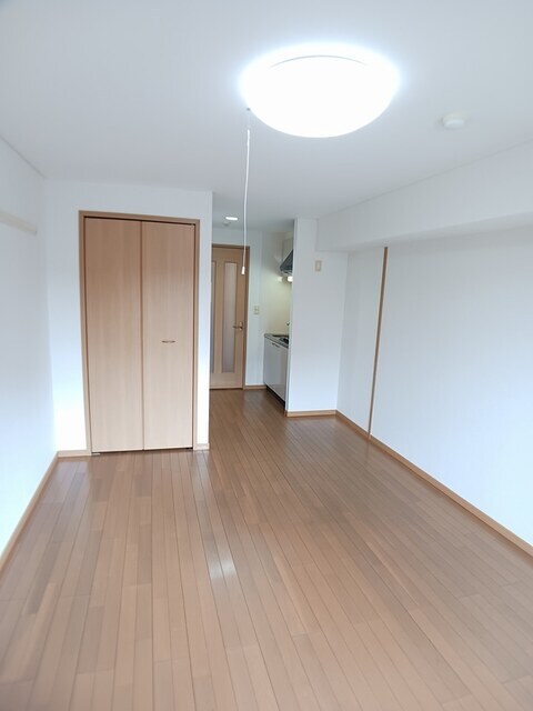 サン・スプリングメゾンＡの物件内観写真