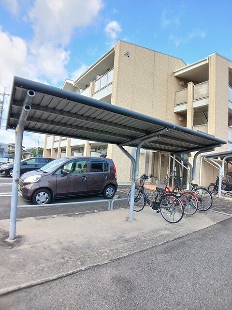 サン・スプリングメゾンＡの物件内観写真