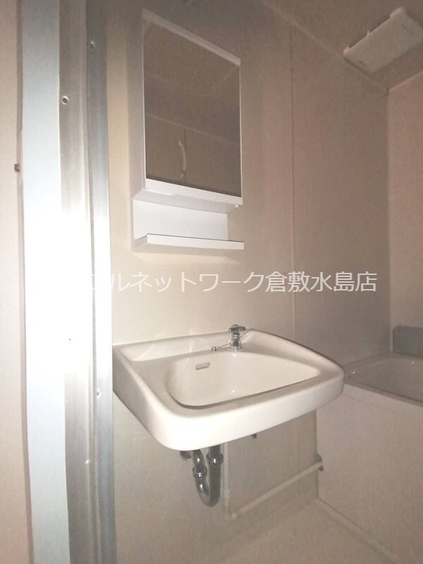 メゾン八軒屋の物件内観写真