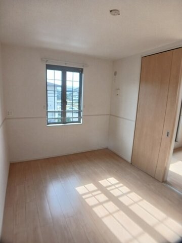 エテルナ　ナリッシュ　Ⅱの物件内観写真