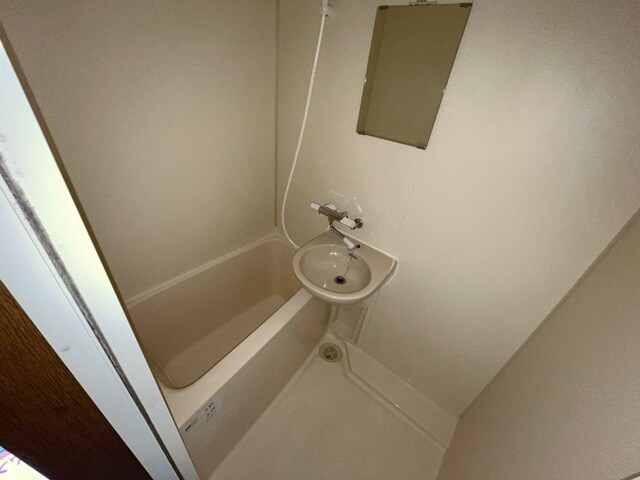 レジデンス松原の物件内観写真